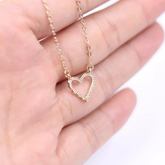 NEW Gold Open Heart Earring and Necklace Set - Picture 6 of 6